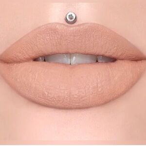 Jeffree Star Velvet Trap Lipstick in Diet Mannequin